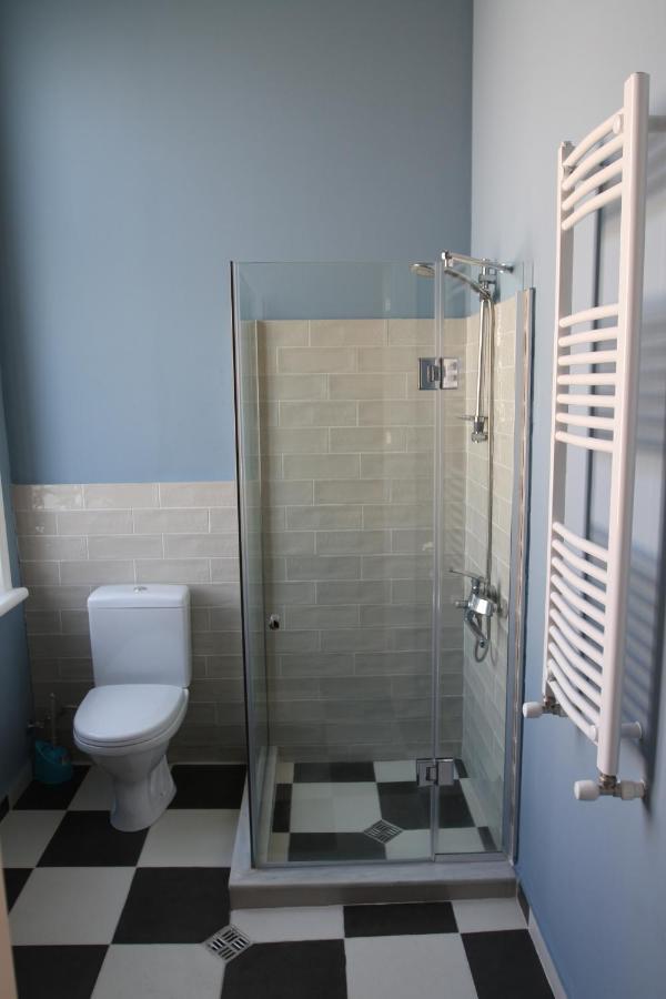 Guest House Third Floor Tbilisi ภายนอก รูปภาพ