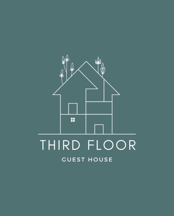 Guest House Third Floor Tbilisi ภายนอก รูปภาพ