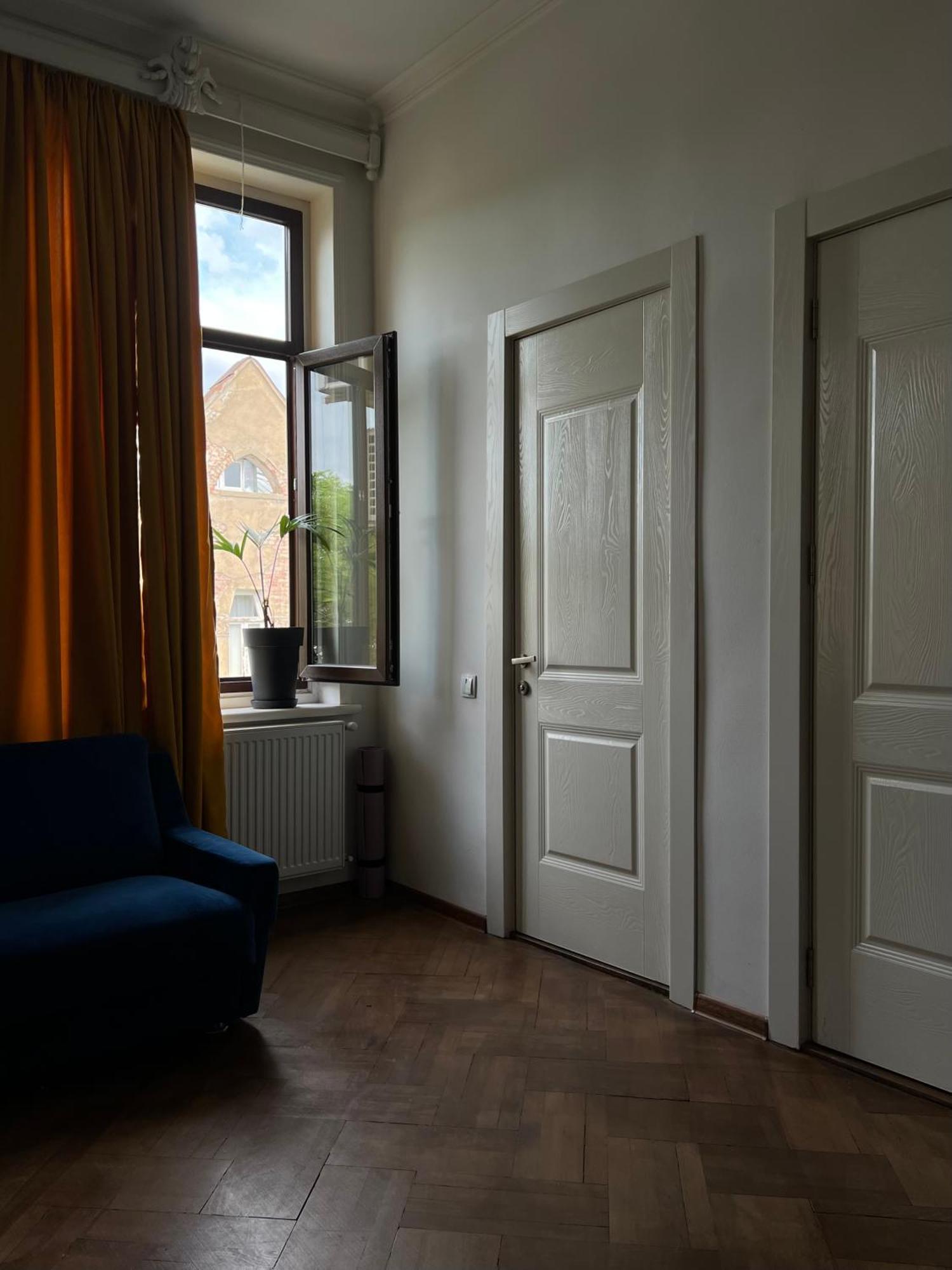 Guest House Third Floor Tbilisi ภายนอก รูปภาพ